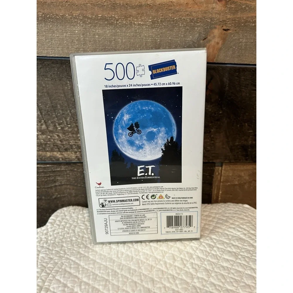 E.T.Movie 500-Piece Puzzle in Retro Blockbuster‎ VHS Video Case